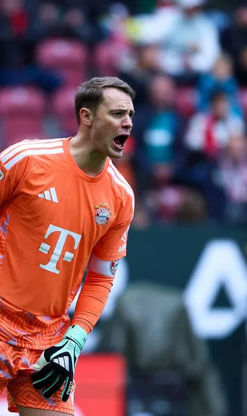 Neuer, eroare șocantă   FOTO.  Portarul lui Bayern a intrat în  istoria Bundesligii