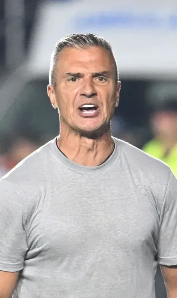 Pancu, reclamat la CNCD  Trei plângeri împotriva antrenorului după scandalul din Liga 1:  „N-am ce să mă apăr, n-a fost nimic!”