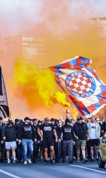 Scandări antisemite în Croația   FOTO+VIDEO.  Ultrașii lui Hajduk Split,  mesaje de o violență extremă:  „Ridică-te, Adolf!” » Reacția autorităților