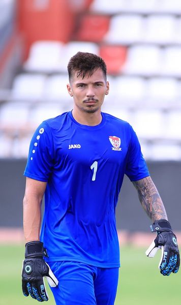 „Am buncăr în casă!”  Un fotbalist român povestește  cum e viața în Israel  și ce clauză specială are în contract