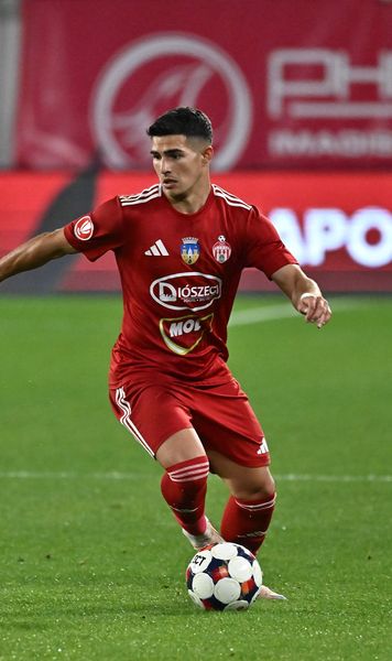 „Sunt tot mai rari acești jucători”  Fotbalistul propus la națională de  Ovidiu Burcă:  „Poate ajuta chiar și la prima reprezentativă”