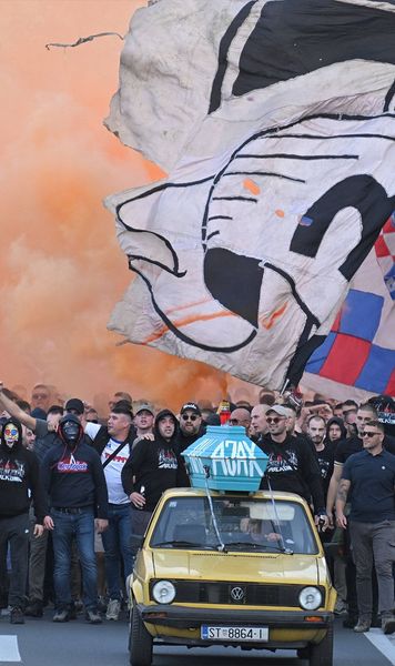 Până la 5 ani de închisoare  Suporterii lui Hajduk Split au fost arestați pentru scandări  naziste și antisemite