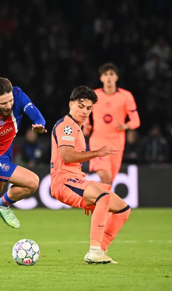 Ce e mai rău!   Kvaratskhelia, sfârșit de sezon la PSG  după jocul cu Barcelona. Ce are georgianul!