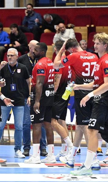 Dinamo, recital în Liga Campionilor   „Dulăii” s-au dezlănțuit  contra lui Skanderborg. Calificarea se decide în ultima etapă