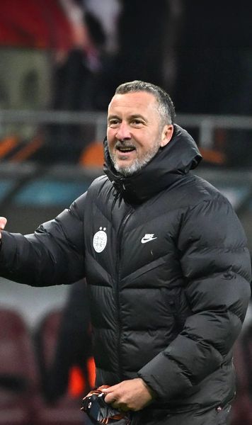 O avere în geaca lui MM Stoica  Fanul care a prins haina aruncată de oficialul FCSB la meciul cu Rapid  a dezvăluit câți bani a găsit