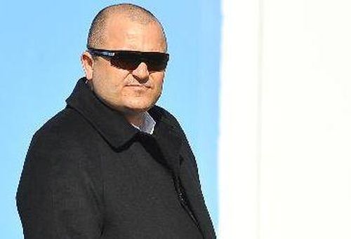 Tribunalul Bucuresti a decis ca marca "Universitatea Craiova" nu ii apartine lui Adrian Mititelu, ci lui CSU Craiova, echipa care evolueaza in Liga I