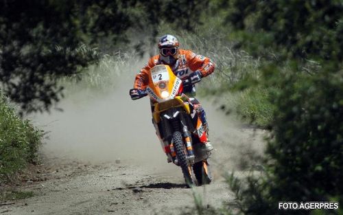 ​Dakar 2011: Cei doi romani din competitie (Mani Gyenes si Marcel Butuza) au plecat spre Argentina