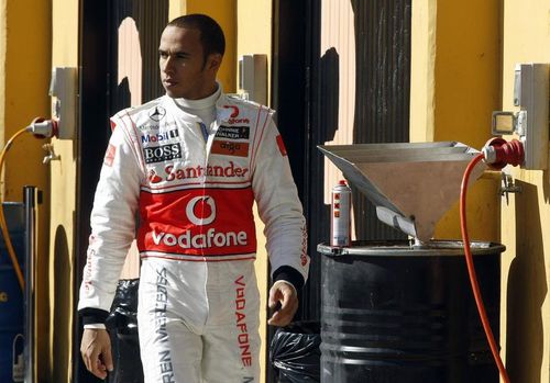 Lewis Hamilton vrea ca Webber sa castige titlul mondial/ Coalitie impotriva lui Alonso?