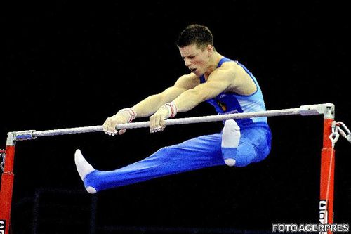 Andrei Muntean, vicecampion olimpic de tineret la paralele