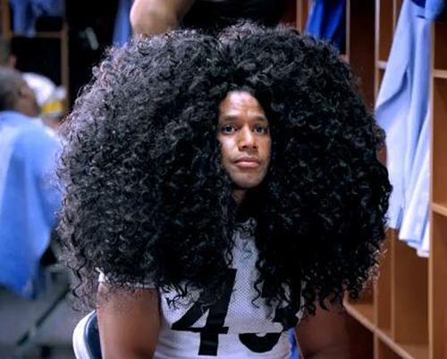 VIDEO Un jucator din NFL si-a asigurat parul pentru 1 milion de dolari