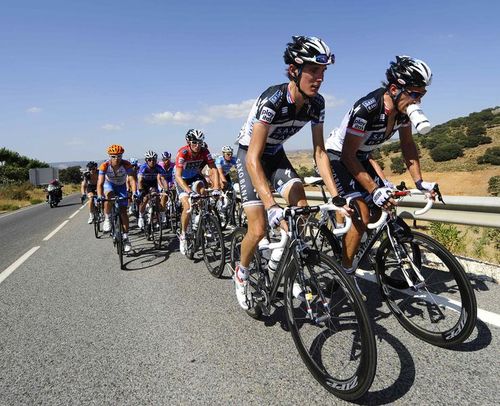 Ciclism/ Andy Schleck si Stuart O'Grady, exclusi din La Vuelta pentru ca au consumat alcool