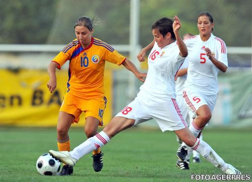 Nationala feminina a Romaniei (locul 37) a surclasat echipa lui Razvan Lucescu in clasamentul FIFA