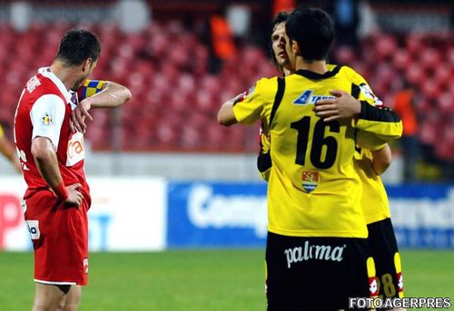 Liga 1/ Timisoara cere cinci arbitri la meciul cu Dinamo