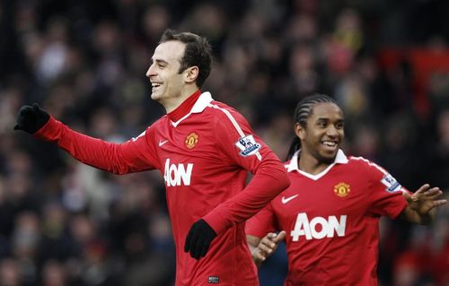 Premier League Dubla pentru Berbatov si Manchester United ramane neinvinsa in acest sezon