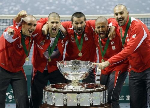Fotogalerie Victorie istorica: Serbia castiga trofeul Cupei Davis
