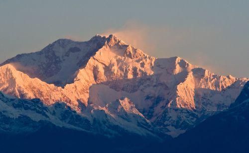 Alex Gavan, expeditie in premiera pe un varf himalayan de 8586m