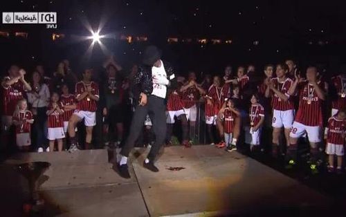 VIDEO Michael Jackson pe San Siro - Reprezentatie de exceptie Boateng