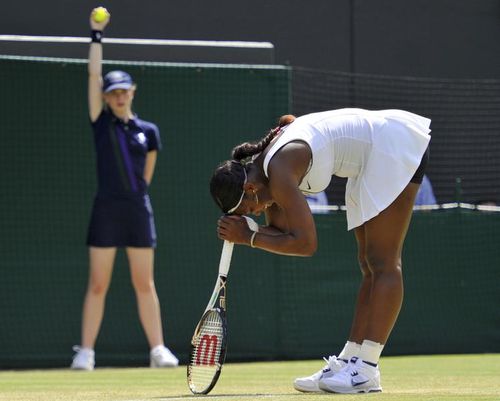 ​Wimbledon: Sharapova si Murray, in sferturi/ Surorile Williams si Caroline Wozniacki, eliminate