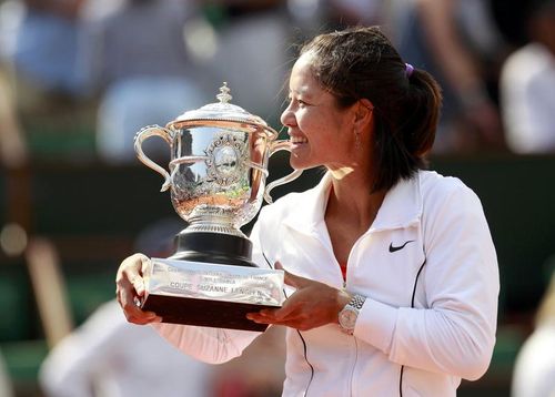 Roland Garros Na Li - Francesca Schiavone 6-4, 7-6(0)/ Li, prima asiatica ce castiga un titlu Grand Slam