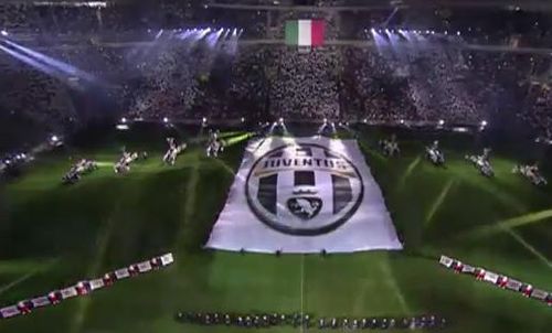 VIDEO Juventus a inaugurat noul stadion cu un spectacol grandios/ N-au avut parte de "un camp de cartofi" precum Arena Nationala 