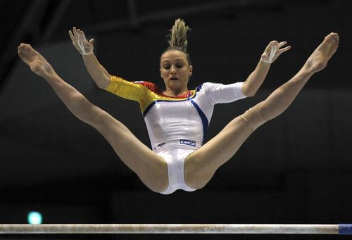 CM Gimnastica: Romania, locul 4 in concursul feminin pe echipe