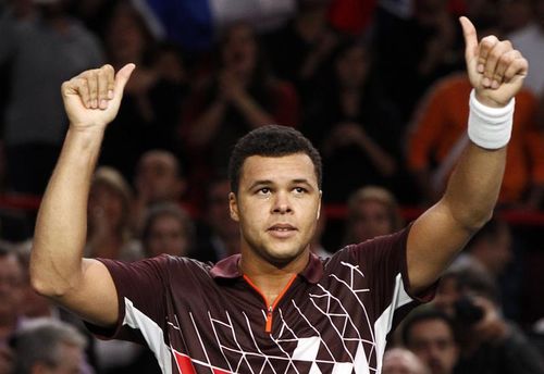 Paris Masters: Tsonga, finala cu Federer (francezul a salvat trei mingi de meci contra lui Isner)