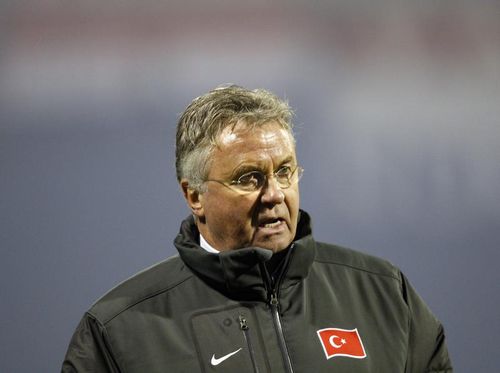 Turcia, fara selectioner - Guus Hiddink a fost demis