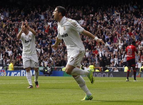 ​VIDEO  Real Madrid - Osasuna 7-1/ Show Cristiano Ronaldo - o "tripla"