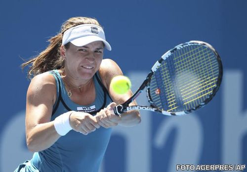 Alexandra Dulgheru a trecut de van Uytanck si s-a calificat in optimile turneului WTA de la Auckland