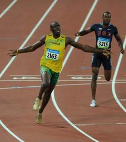 Usain Bolt: "Vreau sa alerg 9.4s la Olimpiada!"