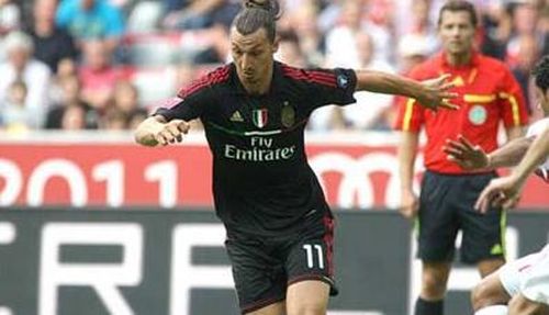 Ibrahimovic il refuza pe Mourinho: "Raman la Milan, imi e bine aici"