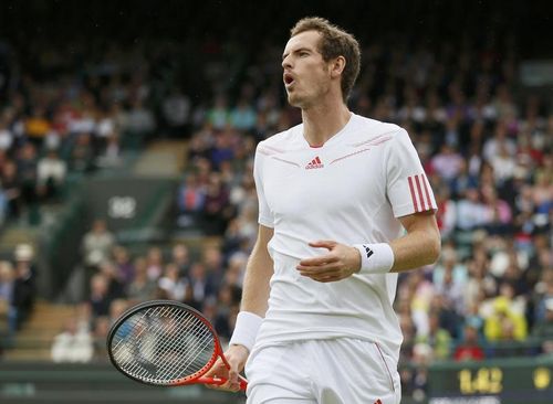 Wimbledon: Andy Murray s-a calificat in "sferturi" (l-a invins pe Cilic)