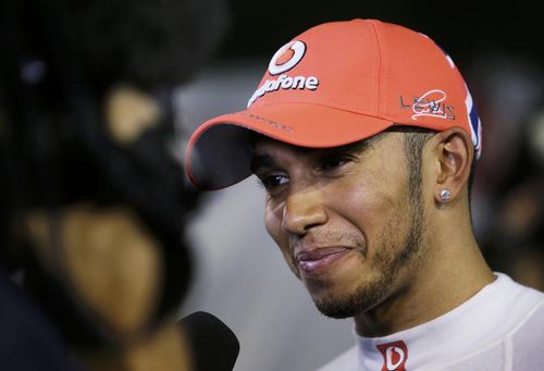 ​F1 Lewis Hamilton semneaza un contract pe trei ani cu Mercedes si il va inlocui pe Michael Schumacher