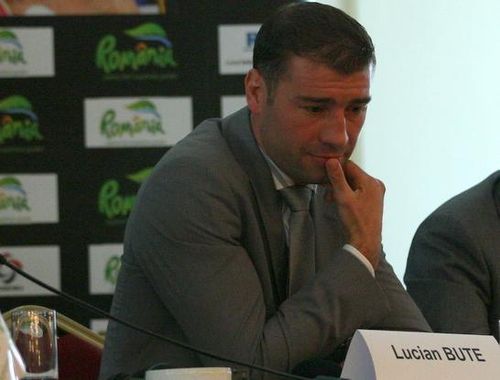 Lucian Bute rateaza titlul mondial WBC la supermijlocie dupa un meci egal cu Badou Jack