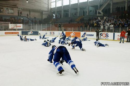 Patinoarul "Mihai Flamaropol", inchis pentru neplata facturilor la energia electrica