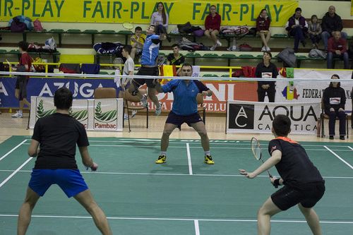 GALERIE FOTO Badminton  Rezultate Turneului Campionilor Li-Ling Chiajna 2013