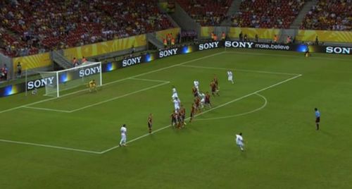 VIDEO Spania - Uruguay 2-1/ Debut fara emotii pentru campioana mondiala