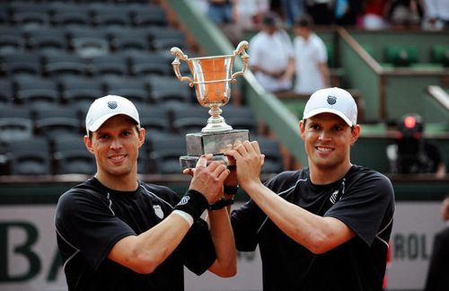 Roland Garros: Fratii Bryan au castigat proba de dublu de la Paris