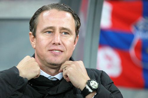 Liga I  Steaua castiga la Pandurii si trece pe primul loc/ Om in plus pentru Steaua si gol din penalty in min 89