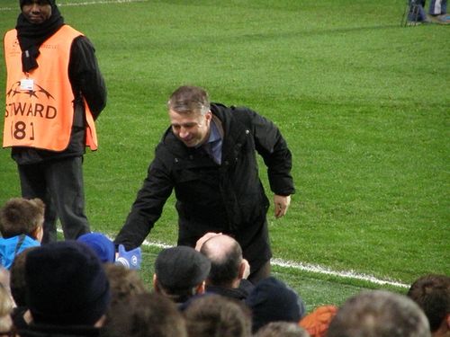FOTOGALERIE Dan Petrescu, "eroul serii" pe Stamford Bridge -  A fost aplaudat la scena deschisa de intreg stadionul