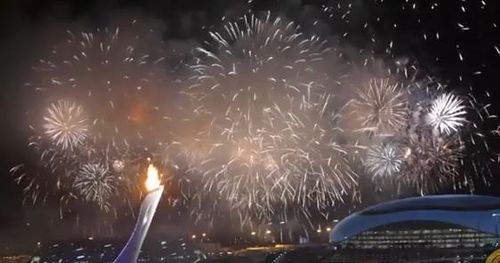 JO Soci: VIDEO Flacara olimpica a fost stinsa - Jocurile Olimpice au fost declarate inchise