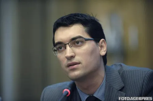 Razvan Burleanu: FRF condamna atitudinile violente si nejustificate la adresa suporterilor. Vinovatii vor plati