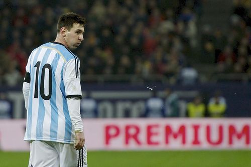 Lionel Messi cere o marire substantiala de salariu - Barcelona nu este de acord cu pretentiile vedetei