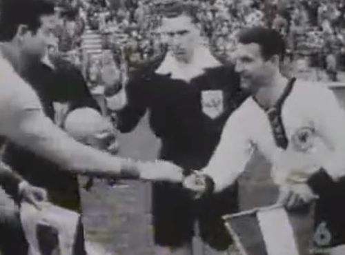 VIDEO Povestile fotbalului: Cum si ce mancau fotbalistii nemti la CM 1962