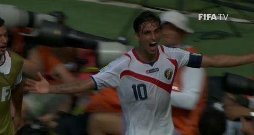 VIDEO Mondialul surprizelor : Costa Rica invinge Italia cu 1-0  si se califica in optimi. Anglia - out