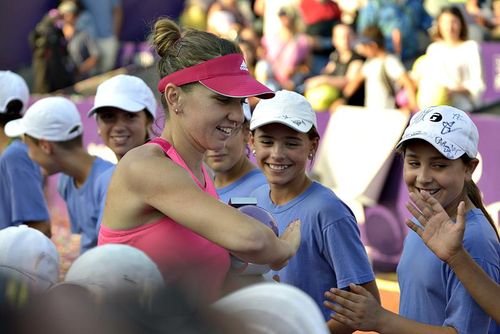 Simona Halep - locul 3 in clasamentul WTA. Alexandra Cadantu si Elena Bogdan - urcari de 321, respectiv 111 locuri la dublu