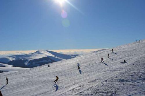 Partia Transalpina Ski Resort, omologata de Federatia Internationala de Schi pentru slalom urias si slalom special