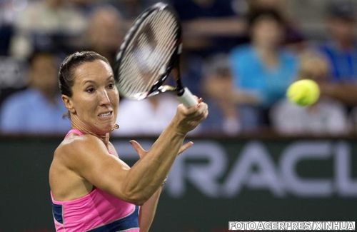 Indian Wells: Finala dintre Simona Halep si Jelena Jankovic, duminica de la ora 20.00/ Simona: Pot castiga titlul, dar ma astept la un meci greu