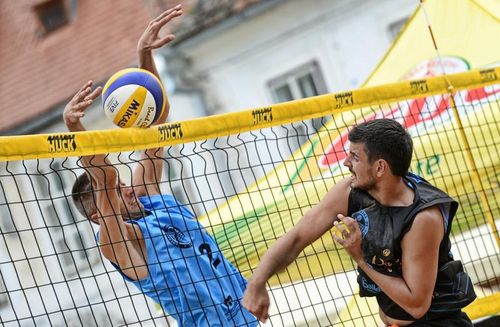 A treia editie a turneului de volei pe plaja Sibiu Sands intre 21 si 26 iulie