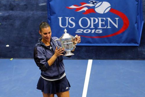 ​US Open: Flavia Pennetta a castigat competitia: 7-6(4), 6-2 cu Roberta Vinci - La finalul partidei, Pennetta si-a anuntat retragerea din sportul de performanta